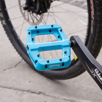 Нескользящие педали с подшипником из нейлонового волокна для горных велосипедов ZTTO голубые-3